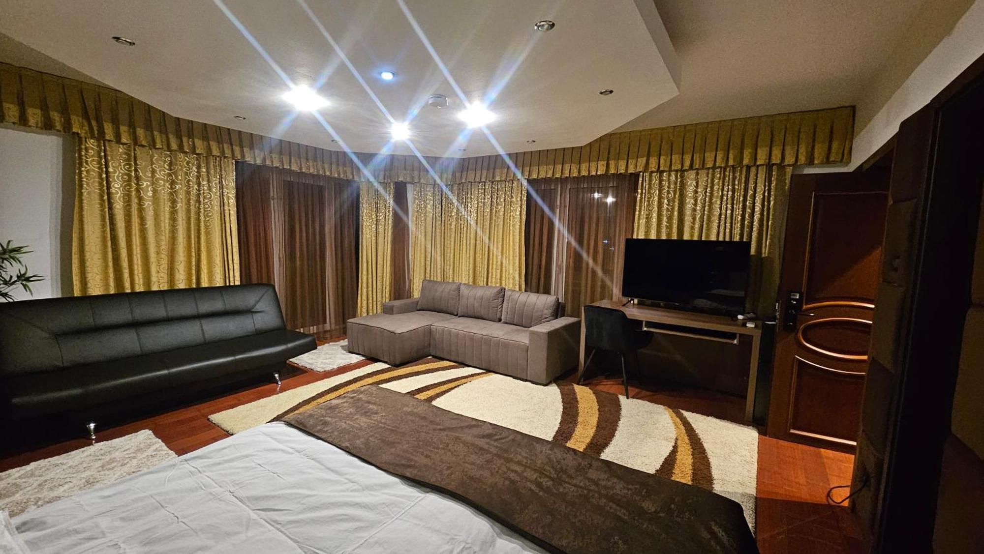 Simple Villa Rooms National Arena Self Check In Бухарест Екстер'єр фото